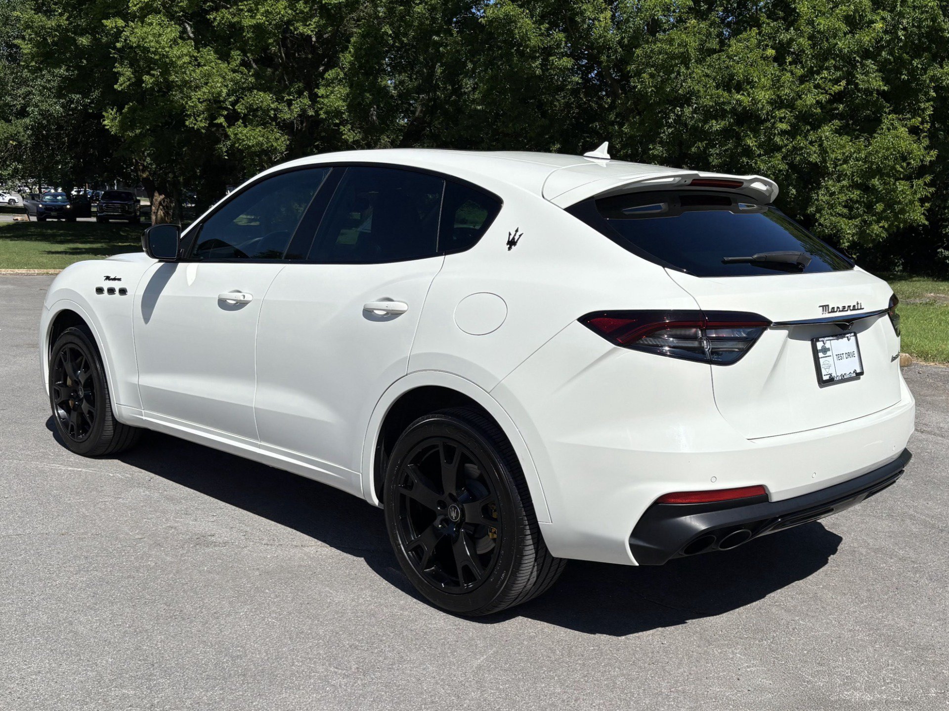 Used 2022 Maserati Levante Modena AWD/4WD image 4