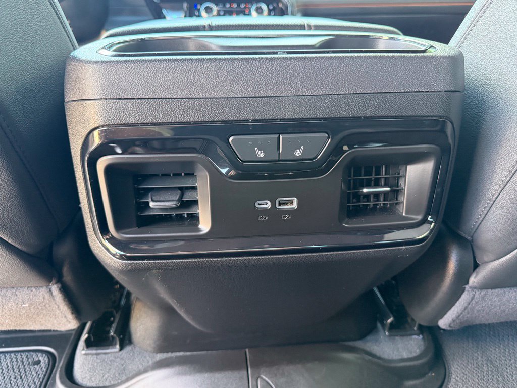 Used 2024 GMC Sierra 1500 AT4 w/ Technology Package AWD/4WD image 26