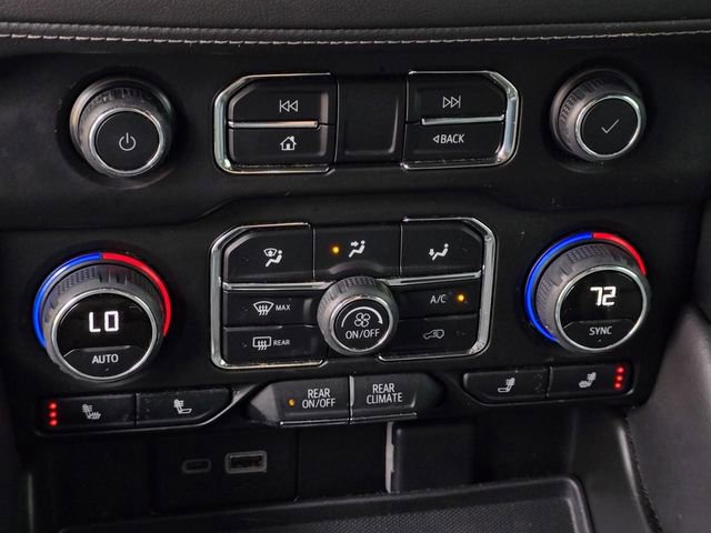 Used 2022 Chevrolet Suburban LT image 21