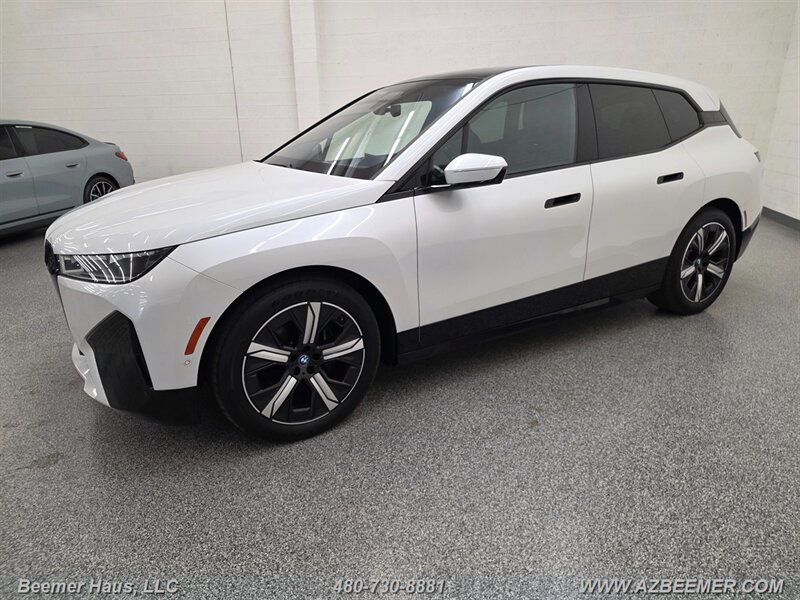 Used 2023 BMW iX M60 w/ Executive Package AWD/4WD image 2