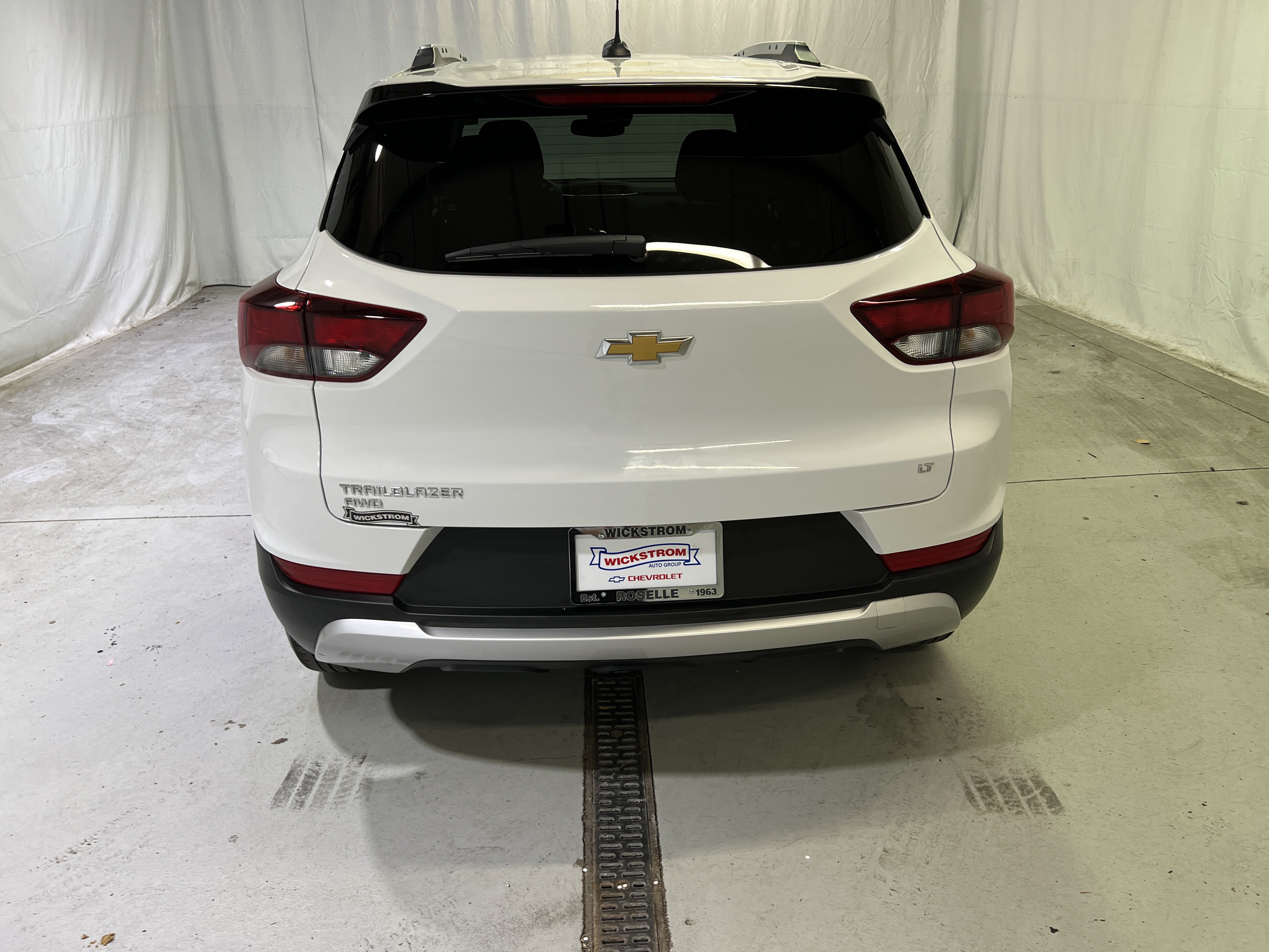 Certified 2023 Chevrolet TrailBlazer LT w/ Convenience Package AWD/4WD image 9