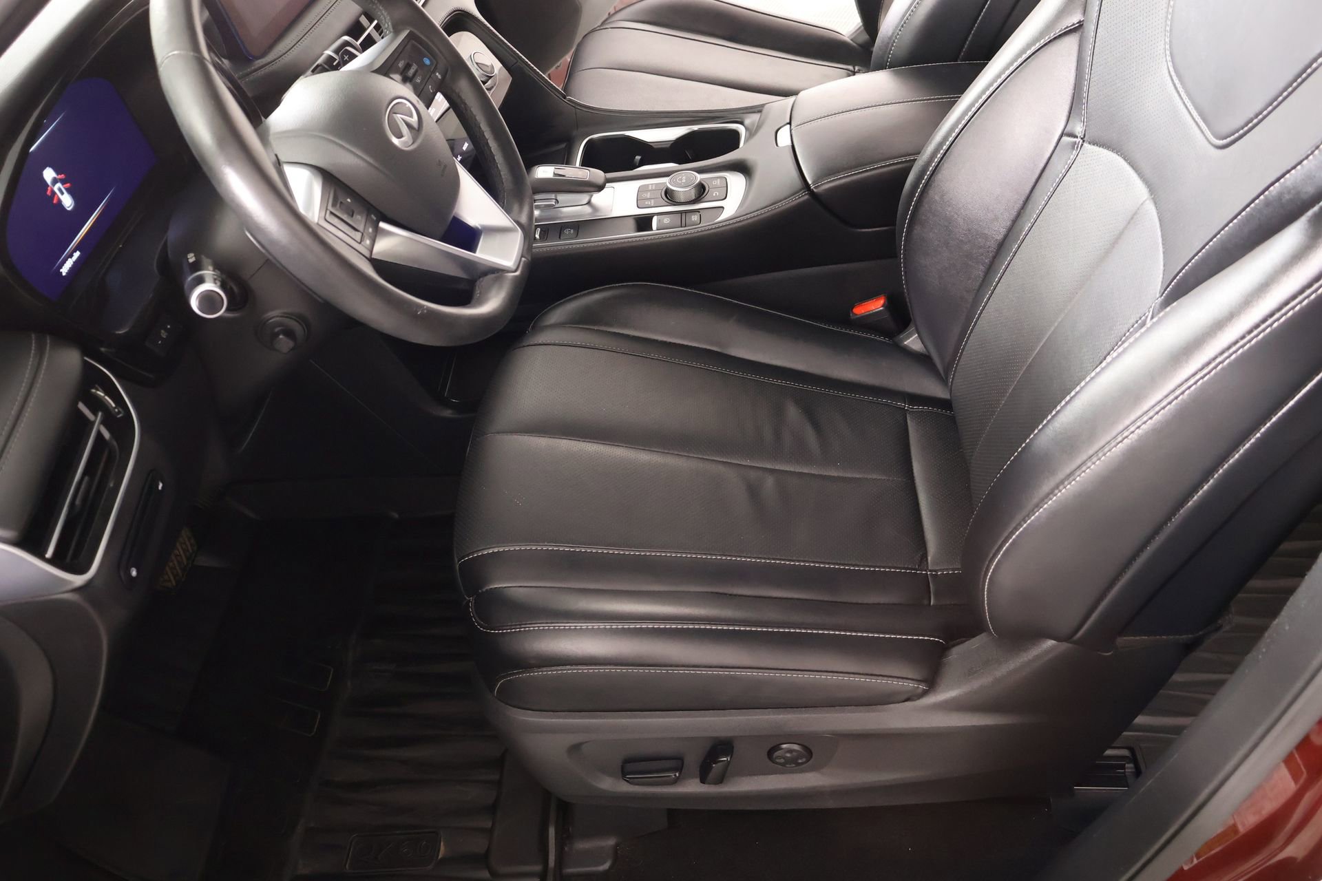 Used 2024 INFINITI QX60 Luxe image 11