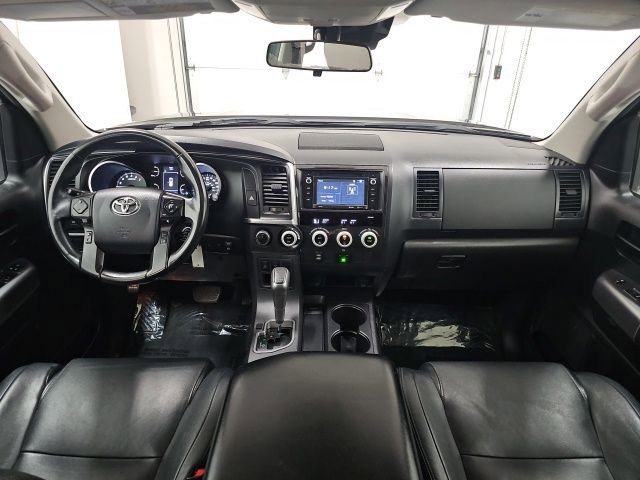 Used 2018 Toyota Sequoia TRD Sport image 33
