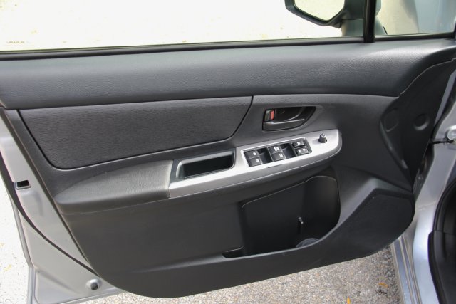 Used 2015 Subaru Impreza 2.0i AWD/4WD image 14