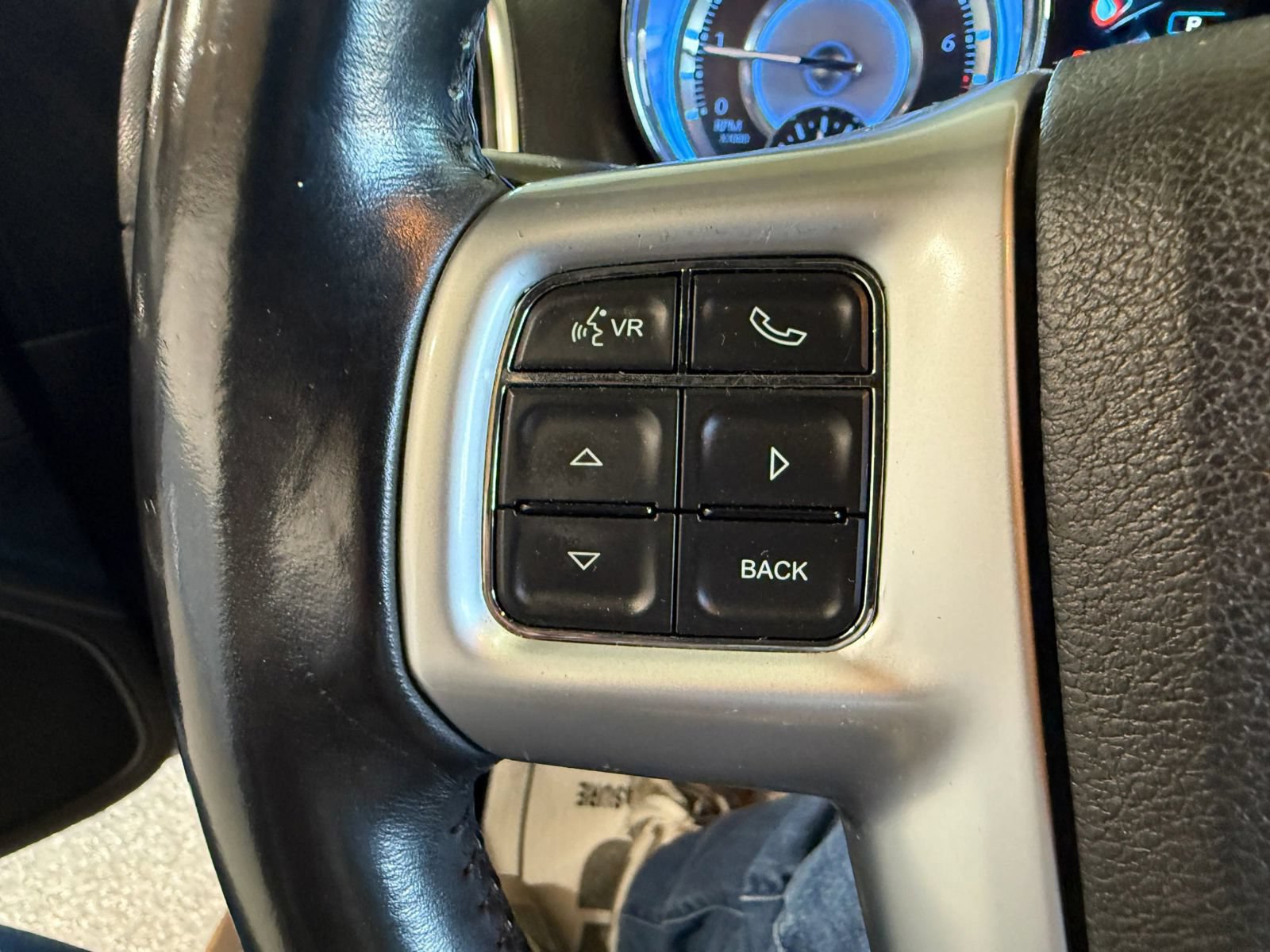 Used 2013 Chrysler 300 RWD image 19