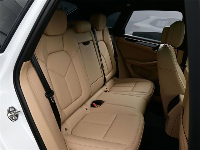 New 2026 Porsche Macan image 21