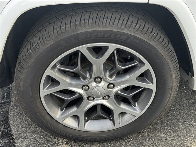 Certified 2020 Jeep Grand Cherokee Overland image 12
