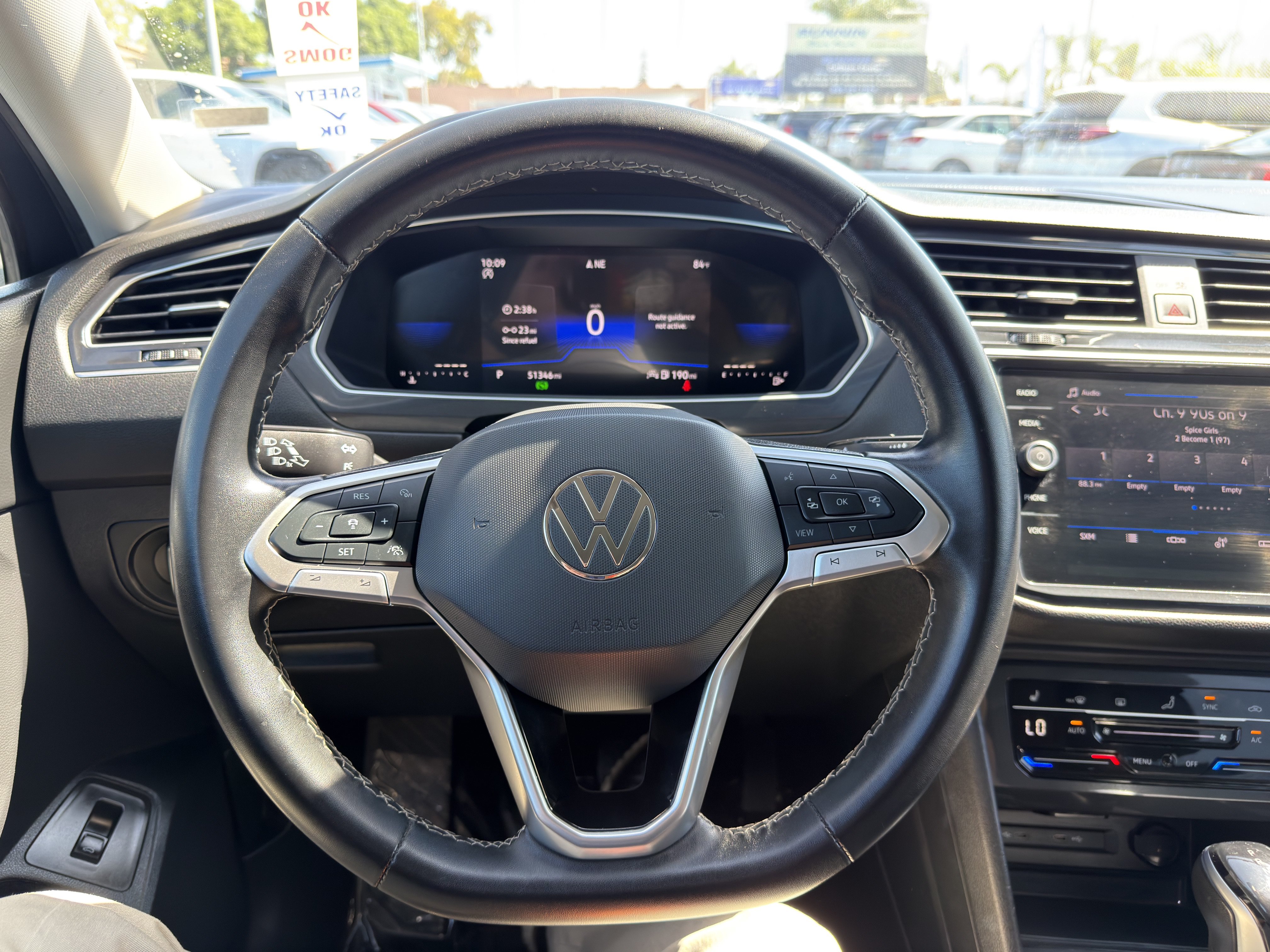 Used 2024 Volkswagen Tiguan SE FWD image 31
