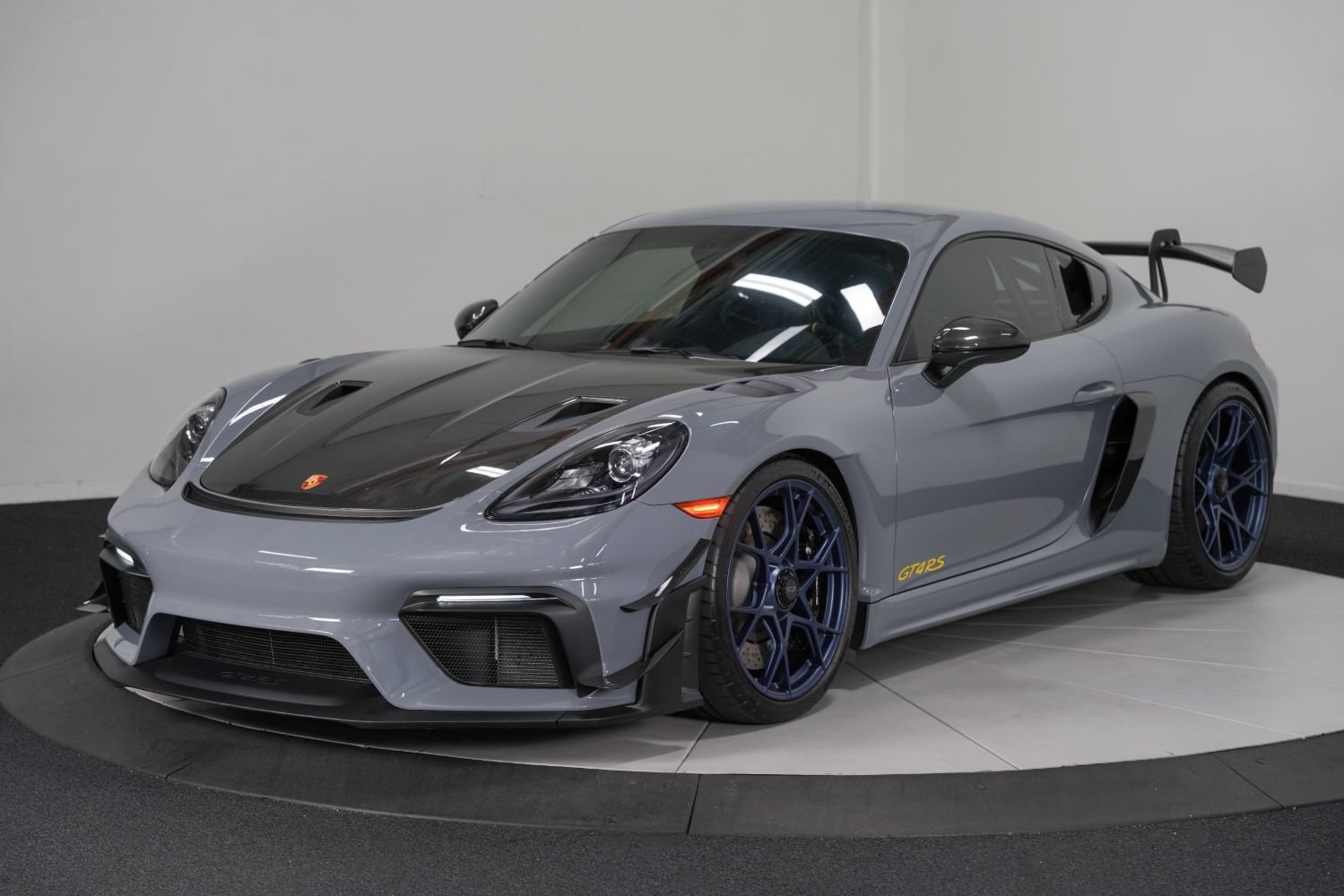 Used 2023 Porsche 718 Cayman GT4 RS RWD image 7