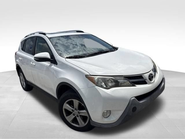 Used 2014 Toyota RAV4 XLE AWD/4WD image 3