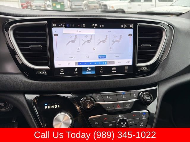 New 2026 Chrysler Voyager LX FWD image 14