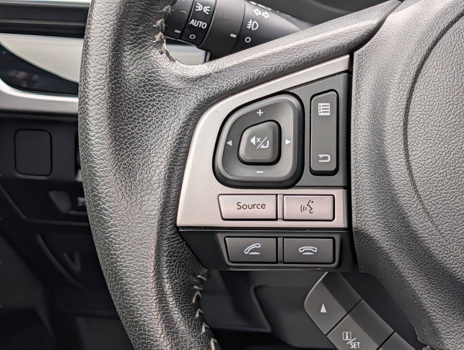 Used 2018 Subaru Forester 2.5i Limited AWD/4WD image 12