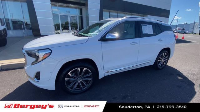 Certified 2020 GMC Terrain Denali w/ Denali Premium Package AWD/4WD image 5