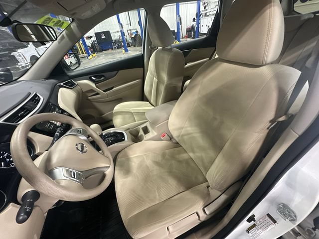 Used 2015 Nissan Rogue S AWD/4WD image 17