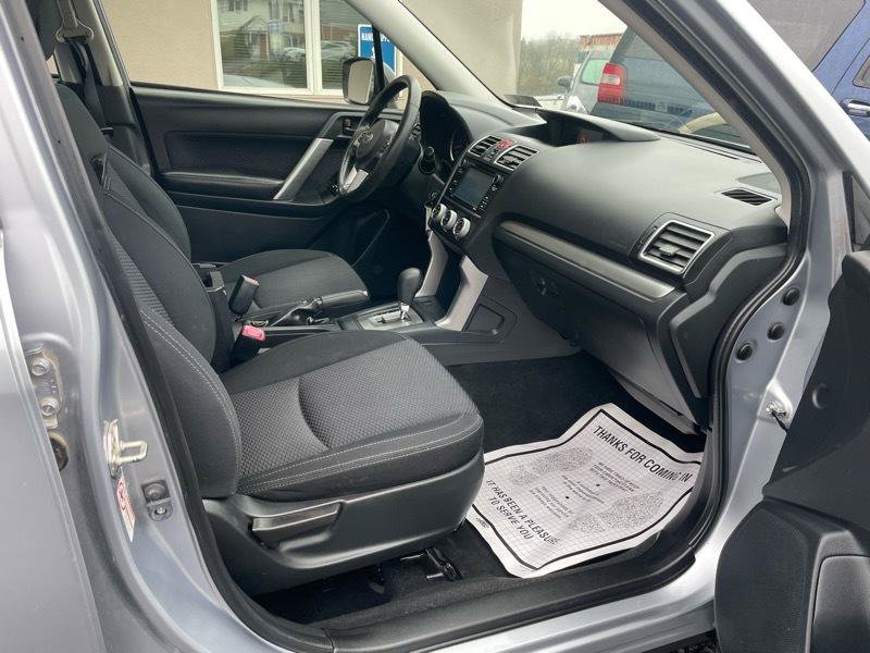 Used 2017 Subaru Forester 2.5i w/ Alloy Wheel Package AWD/4WD image 26