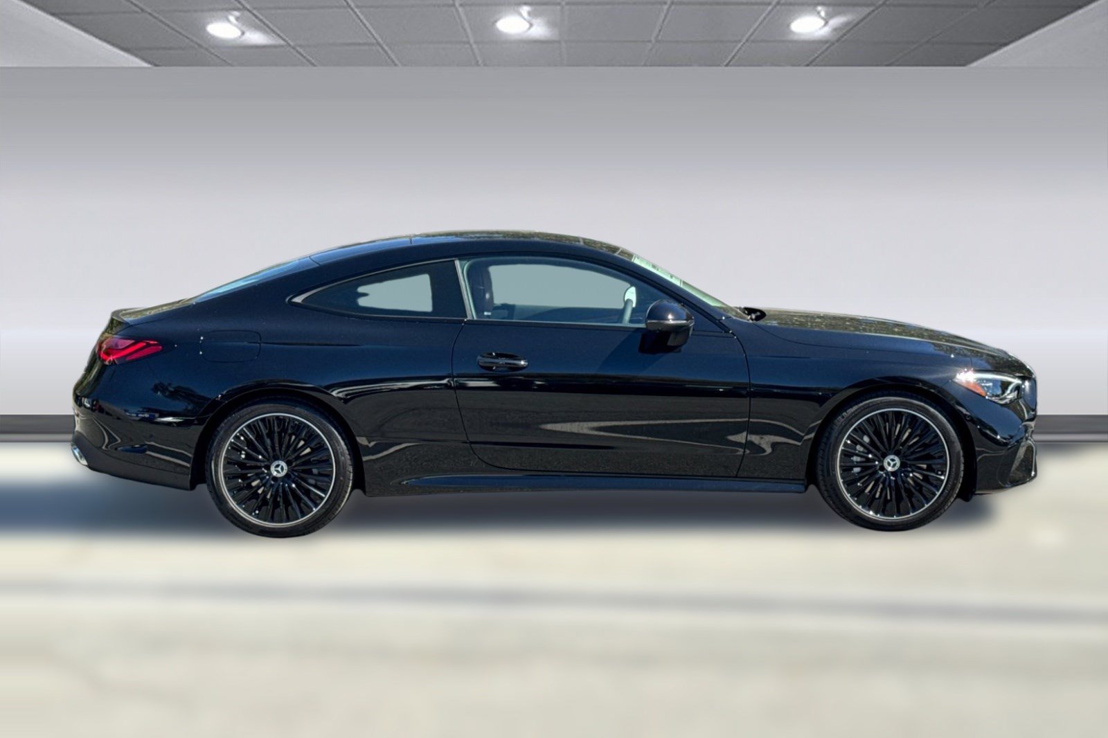 New 2027 Mercedes-Benz CLE 450 4MATIC Coupe image 7