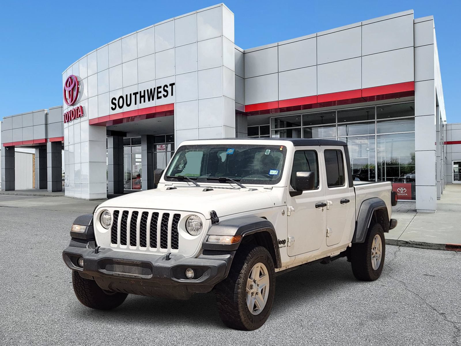 Used 2020 Jeep Gladiator Sport w/ Quick Order Package 24S AWD/4WD image 2