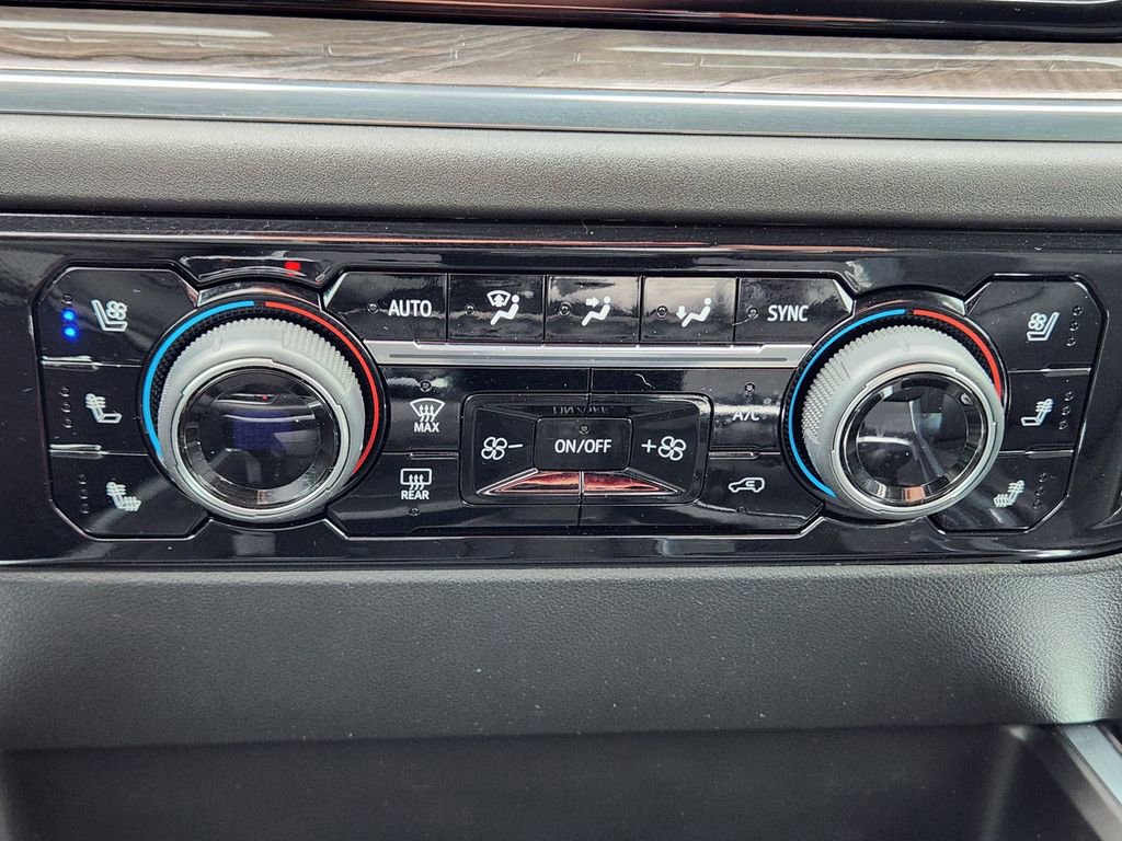 Certified 2023 Chevrolet Silverado 1500 LTZ image 19