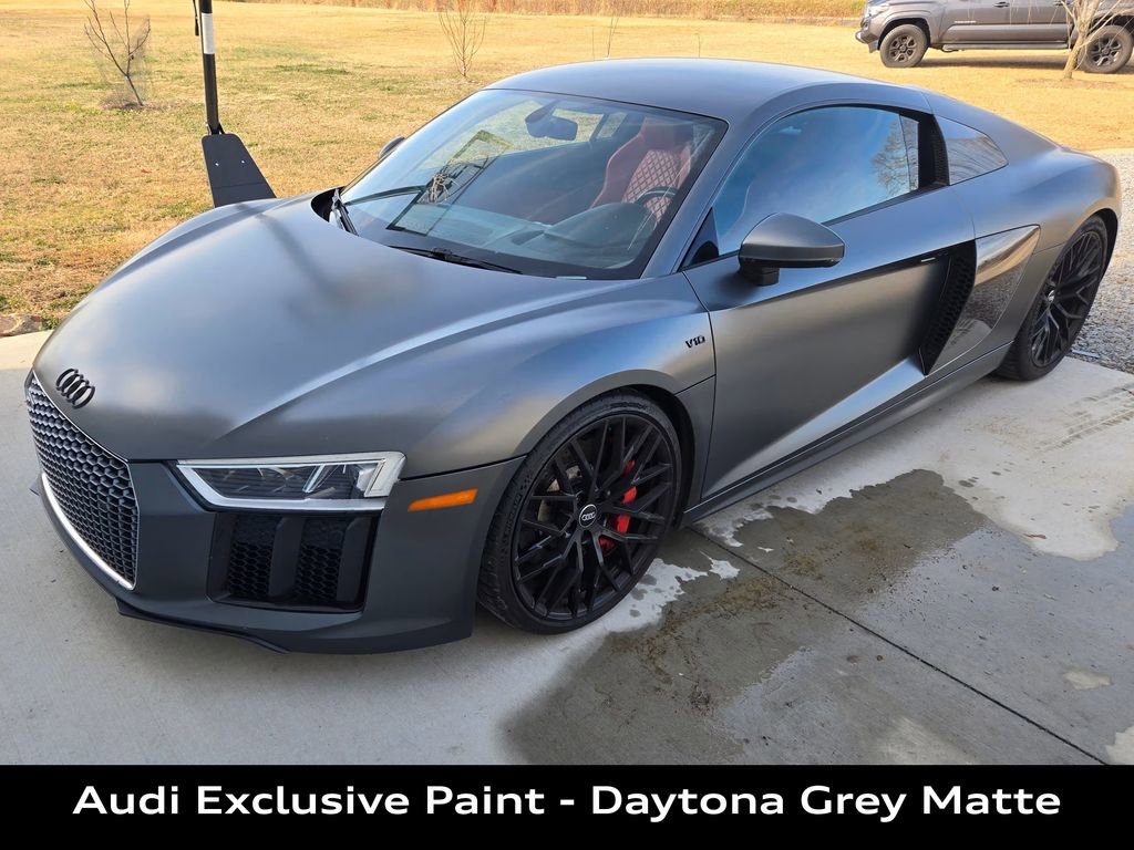 Used 2017 Audi R8 V10 w/ Carbon Exterior Package image 1