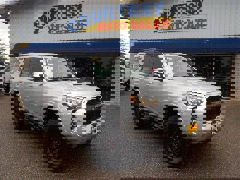 Used 2020 Toyota 4Runner TRD Off-Road Premium image 14
