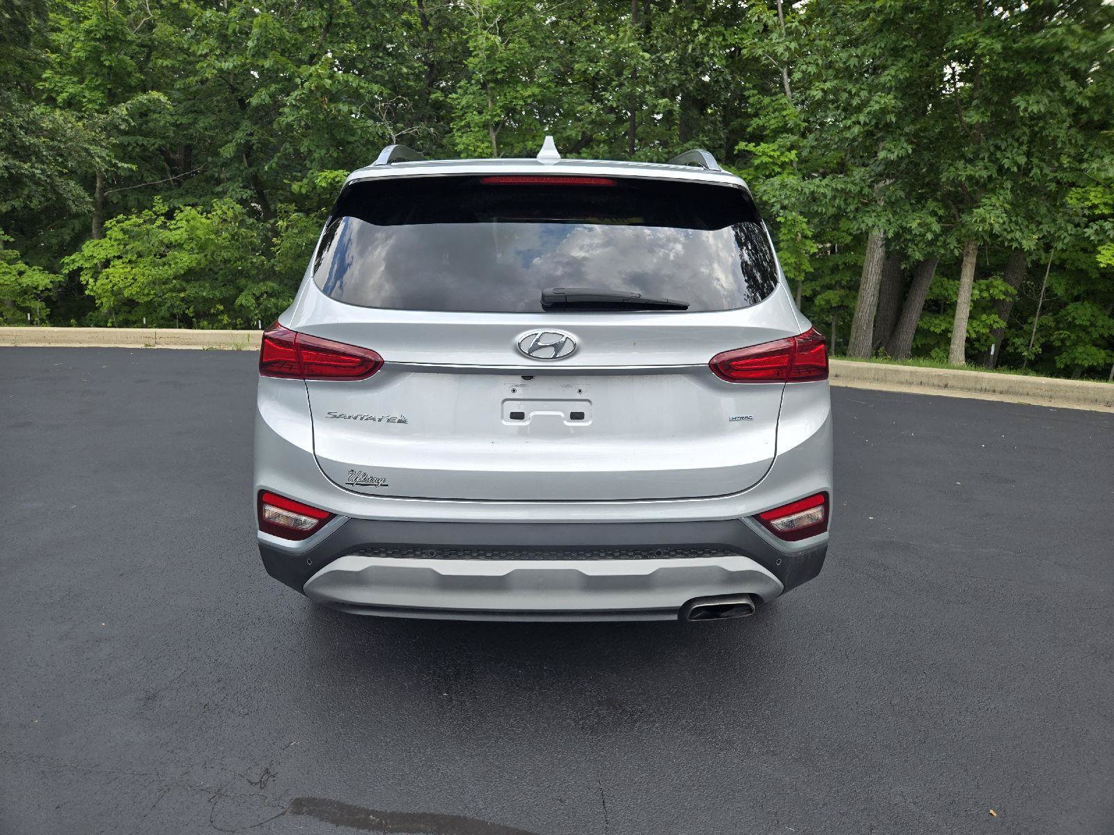 Used 2019 Hyundai Santa Fe AWD image 8