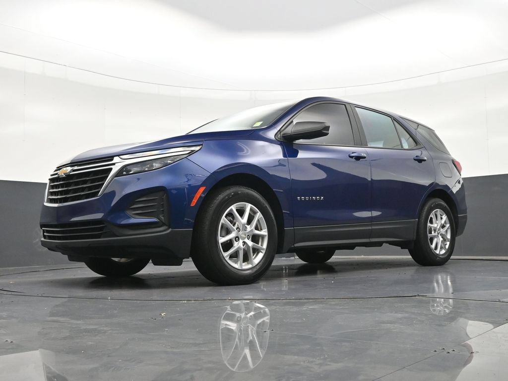 Used 2023 Chevrolet Equinox LS FWD image 23