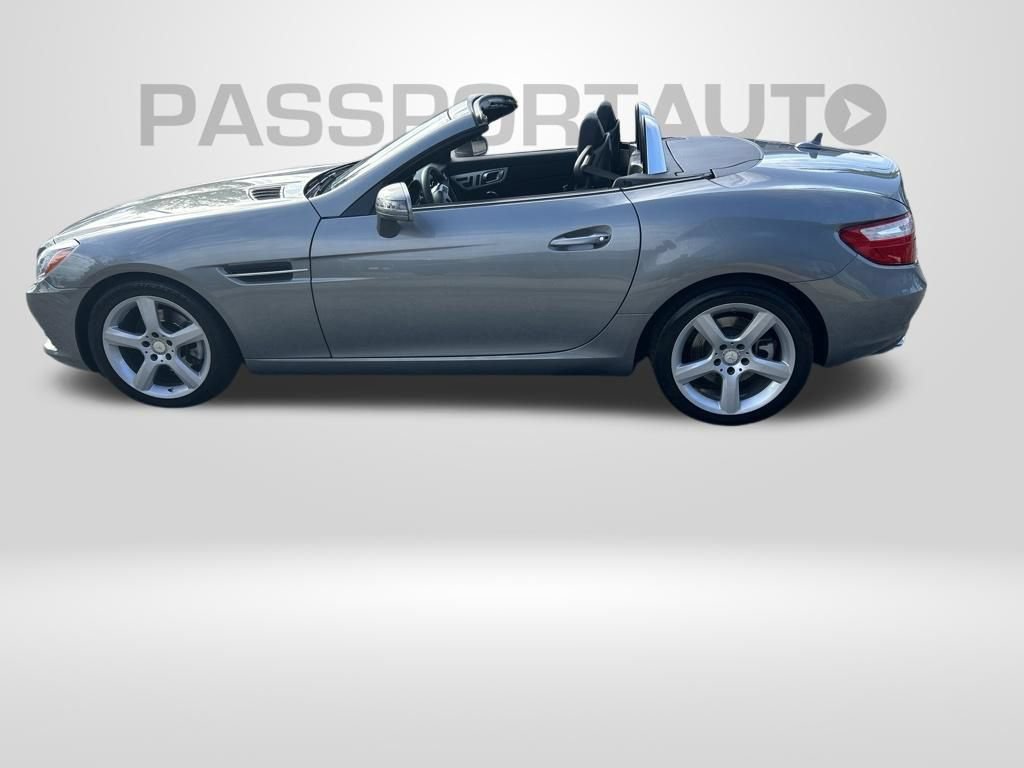 Used 2013 Mercedes-Benz SLK 250 image 3