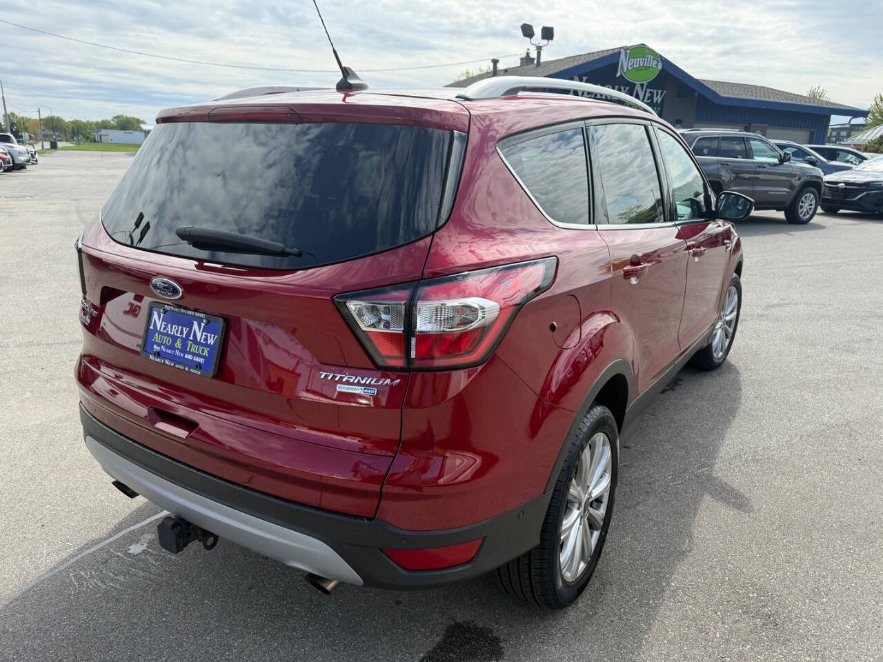 Used 2018 Ford Escape Titanium w/ Ford Safe & Smart Package AWD/4WD image 4