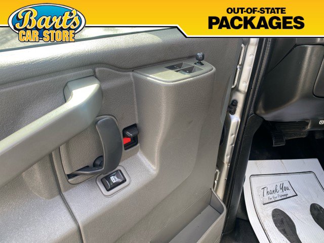 Used 2019 Chevrolet Express 3500 LS RWD image 20