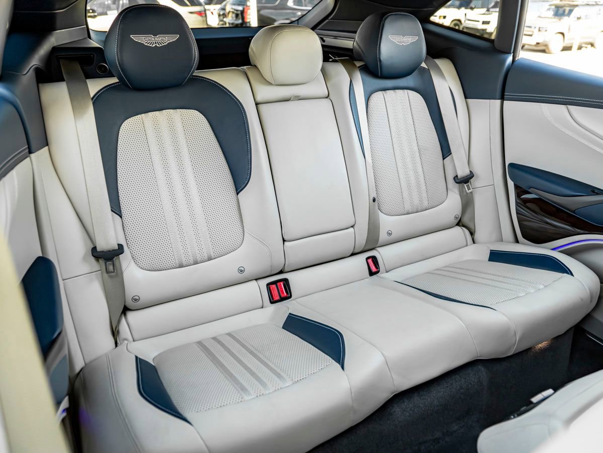 Used 2025 Aston Martin DBX 707 image 23