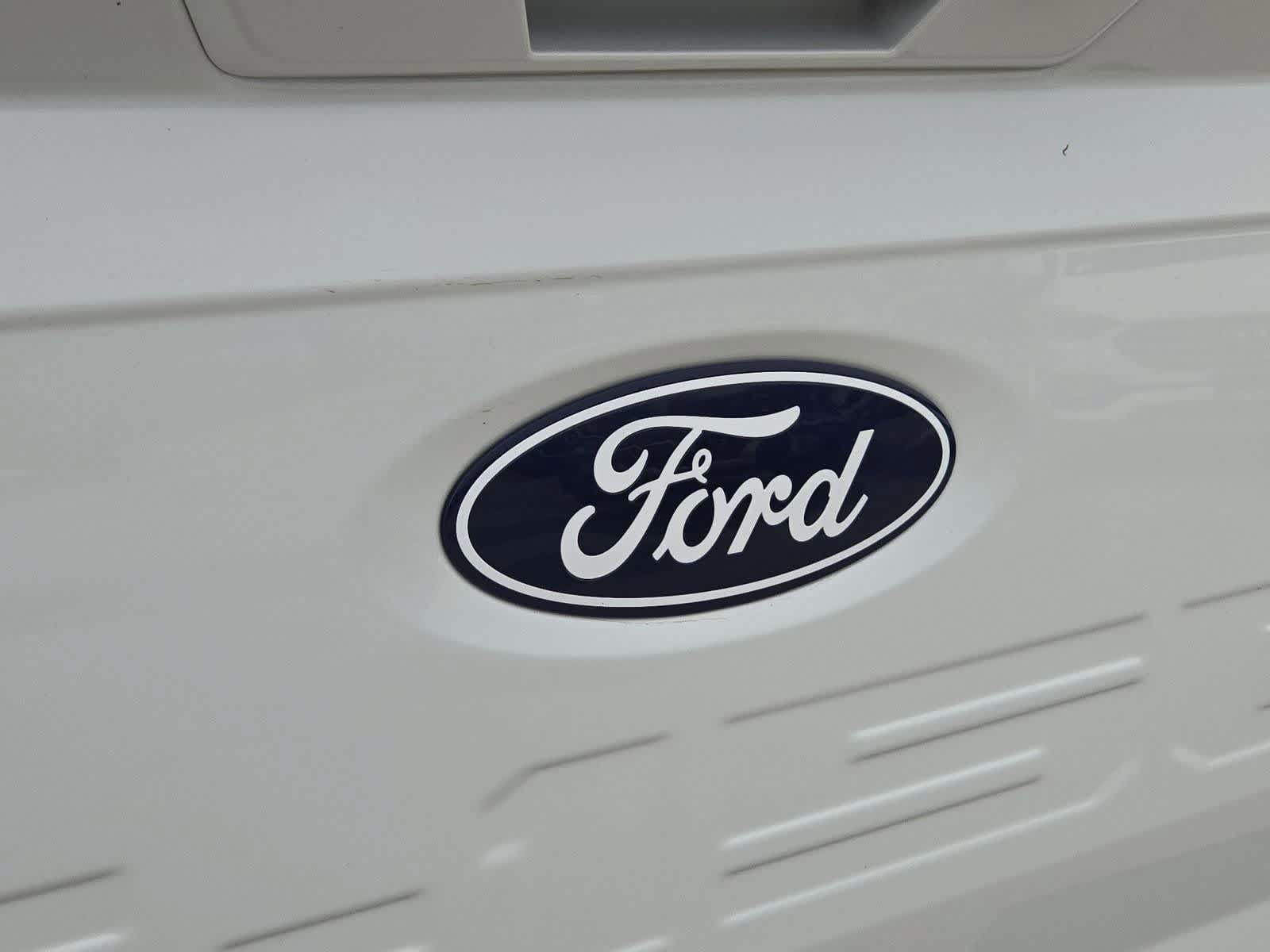 Used 2025 Ford F150 Lariat w/ Equipment Group 501A Mid AWD/4WD image 10
