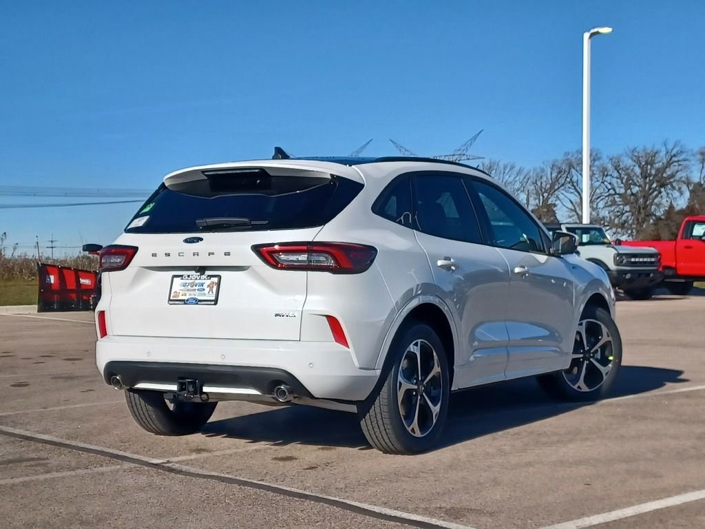 Used 2024 Ford Escape ST-Line Select w/ Tech Pack #2 image 14