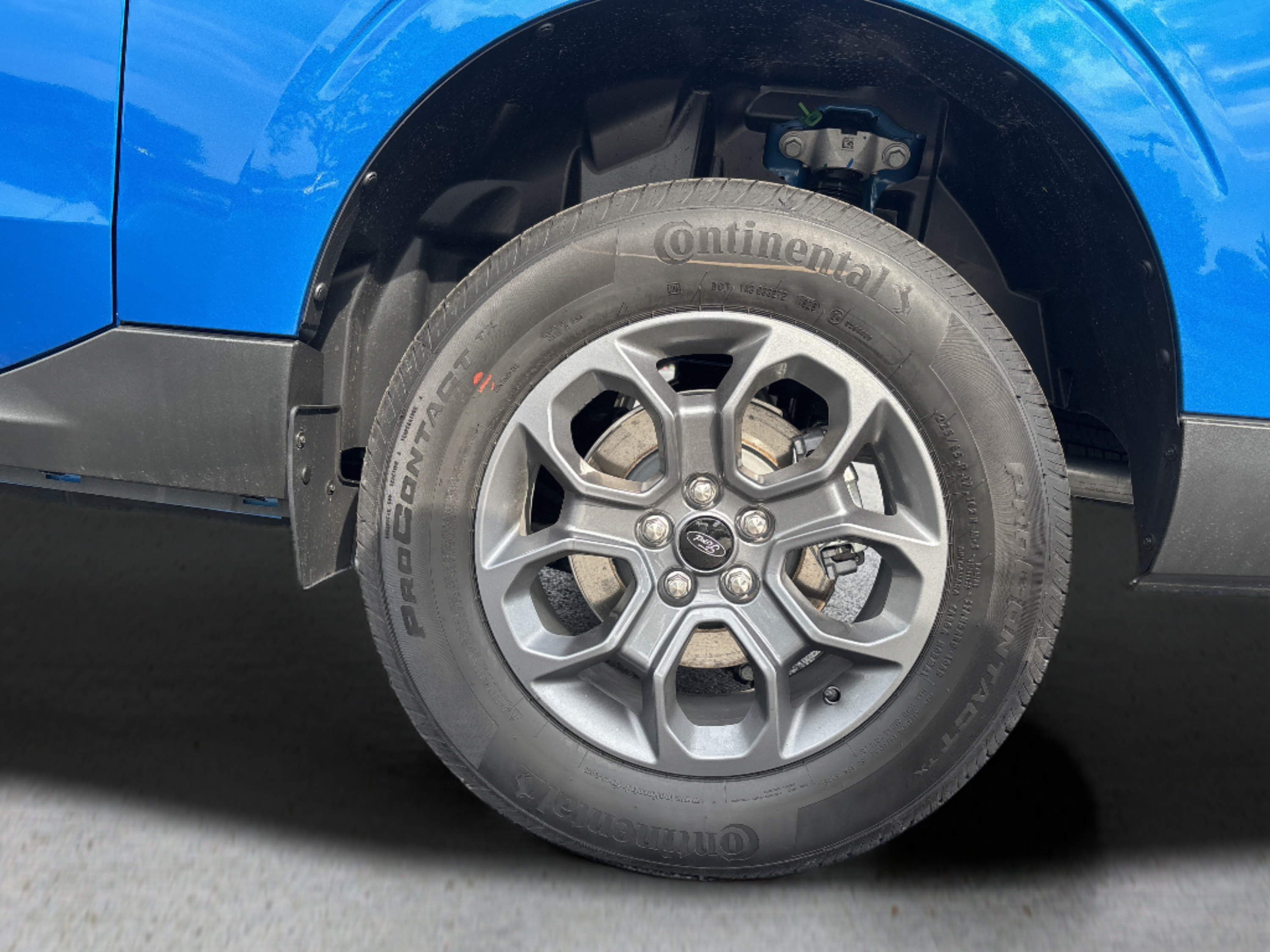 New 2026 Ford Maverick XLT w/ XLT Luxury Package FWD image 26