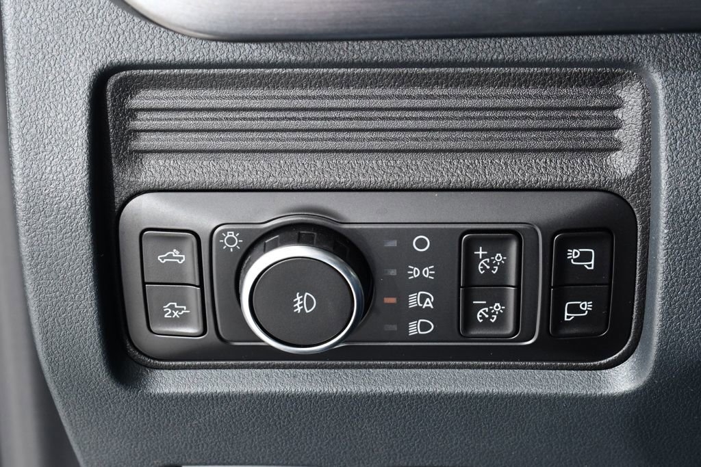 New 2026 Ford F350 Lariat w/ Black Appearance Package image 35