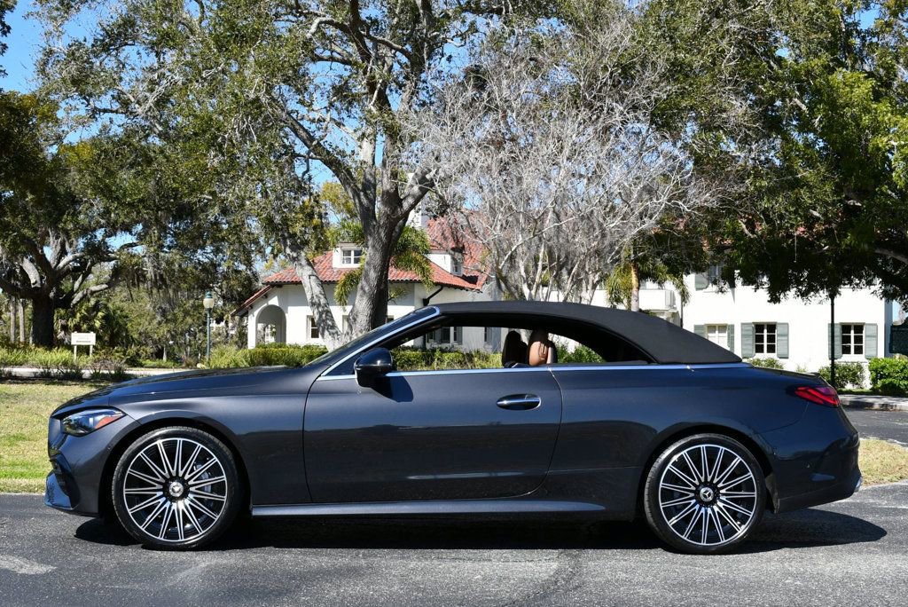Used 2024 Mercedes-Benz CLE 450 4MATIC Cabriolet image 35
