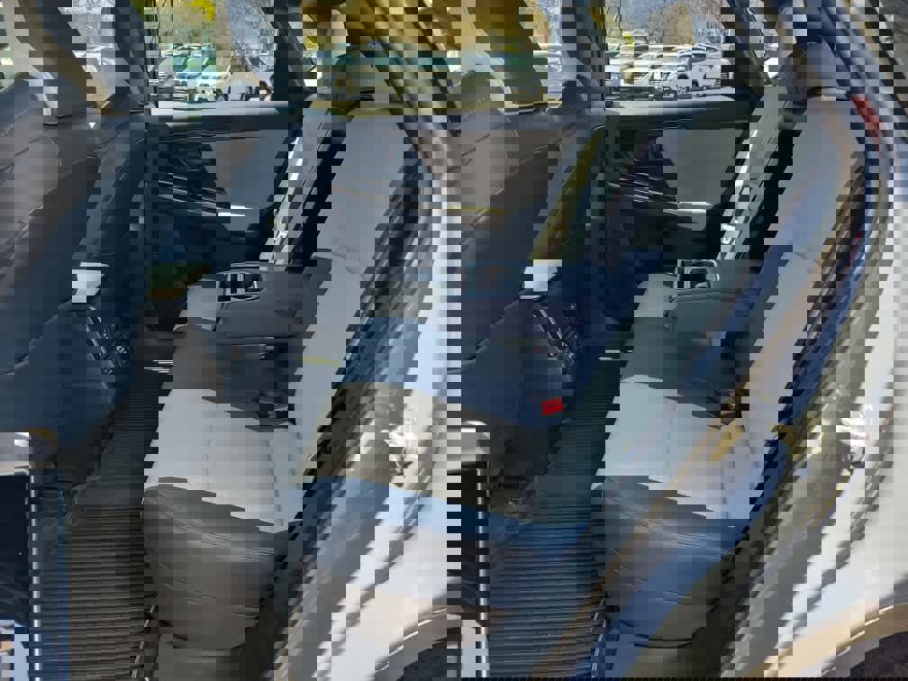 Used 2023 Subaru Solterra AWD image 33