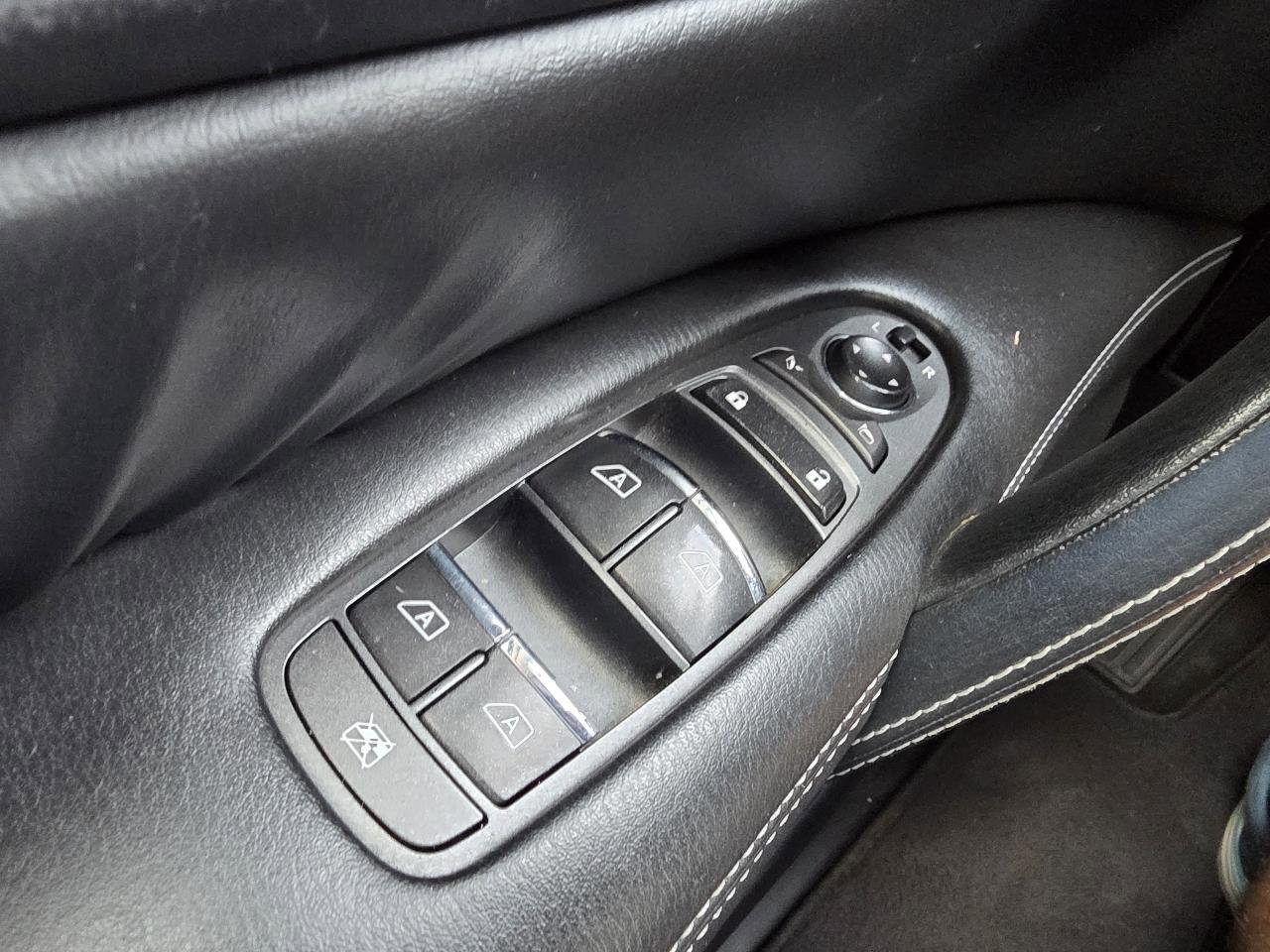 Used 2018 Nissan Armada SL w/ Moonroof Package image 26