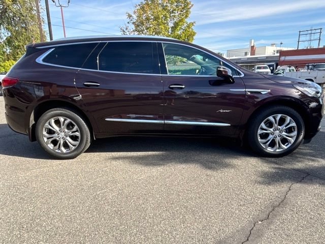 Used 2020 Buick Enclave Avenir w/ Avenir Technology Package AWD/4WD image 2