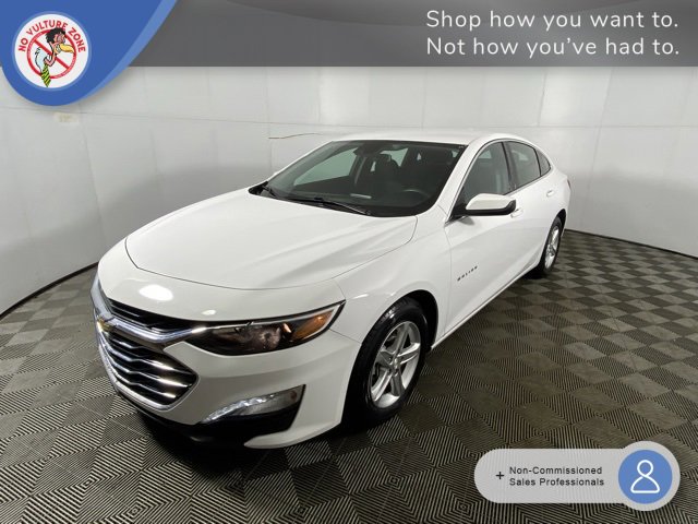 Used 2024 Chevrolet Malibu LT image 1