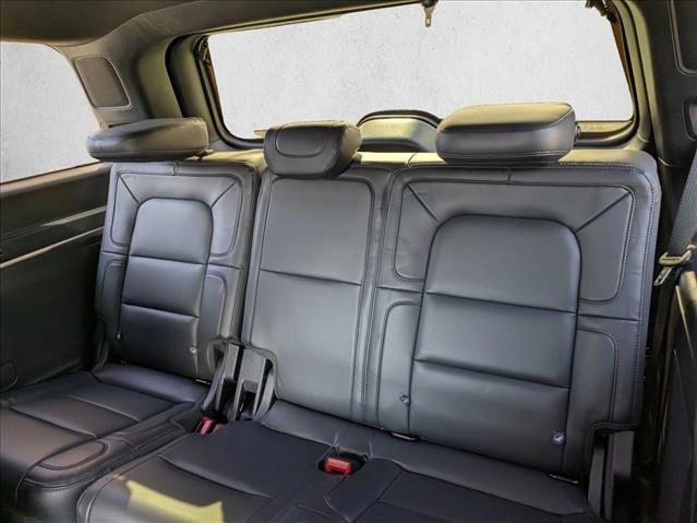 Used 2024 Lincoln Navigator Reserve image 20