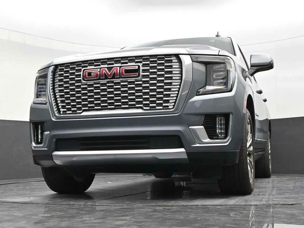 Used 2021 GMC Yukon XL Denali w/ Denali Premium Package RWD image 27