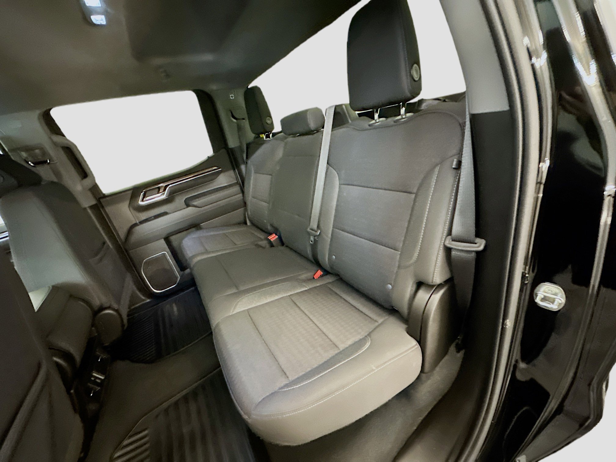 Used 2023 Chevrolet Silverado 1500 LT image 29