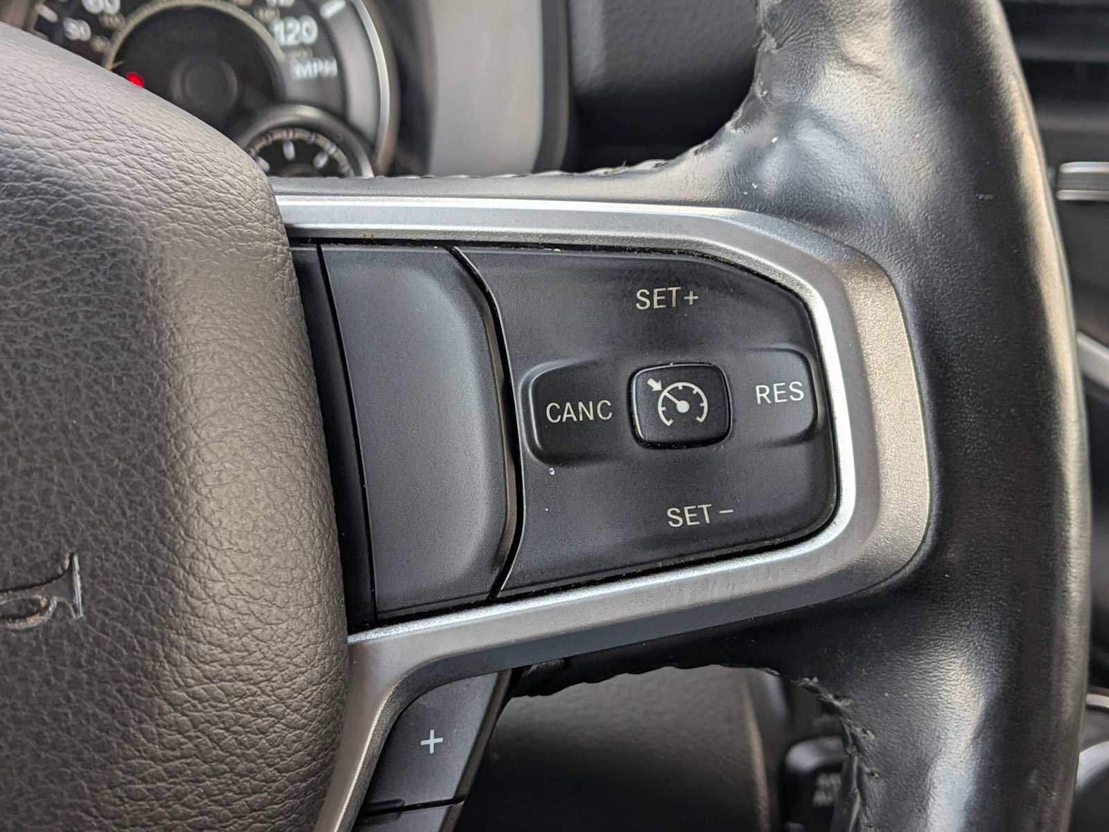 Used 2020 RAM 1500 Big Horn AWD/4WD image 23