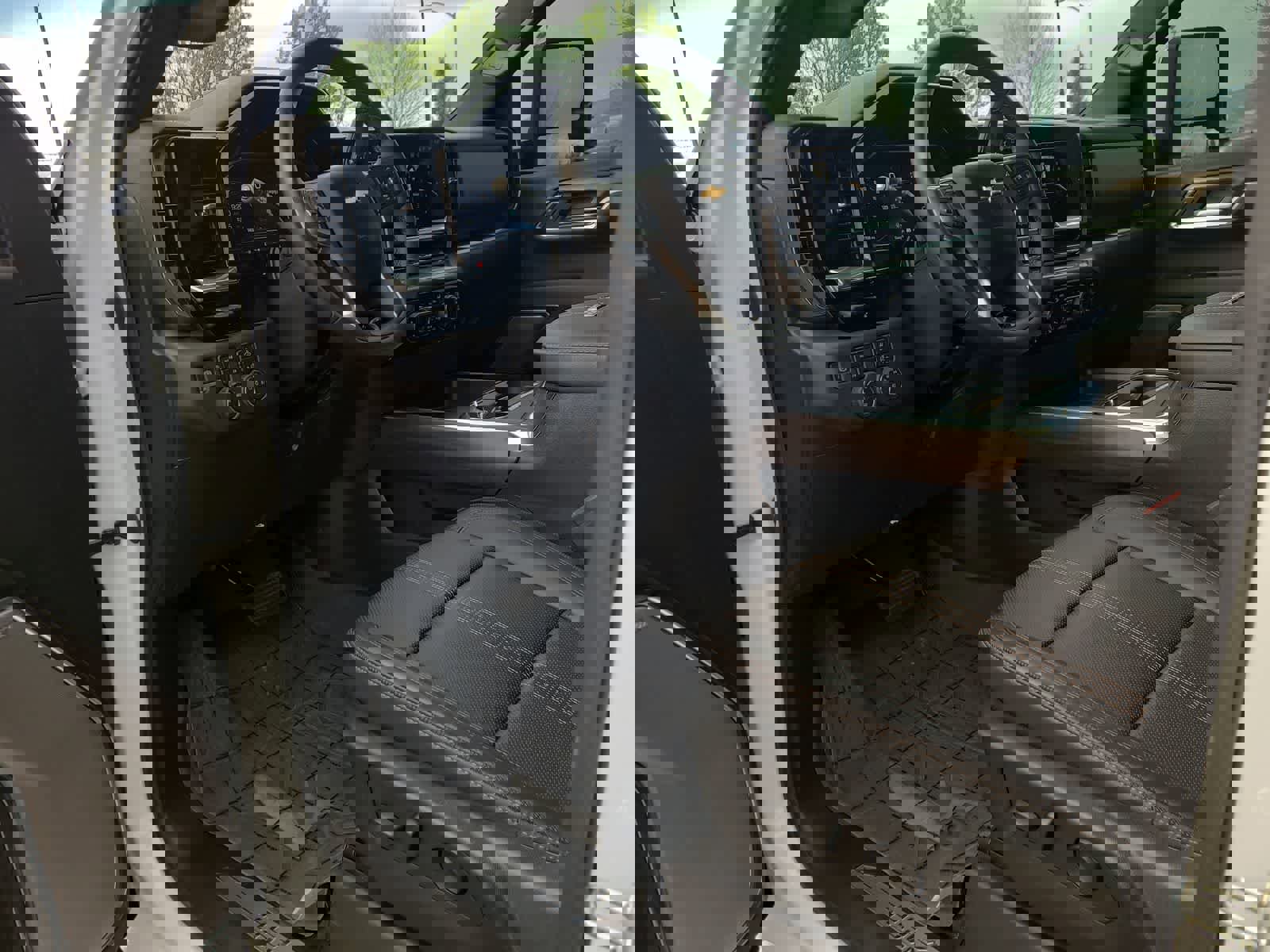 Used 2024 Chevrolet Silverado 2500 High Country w/ Technology Package image 10