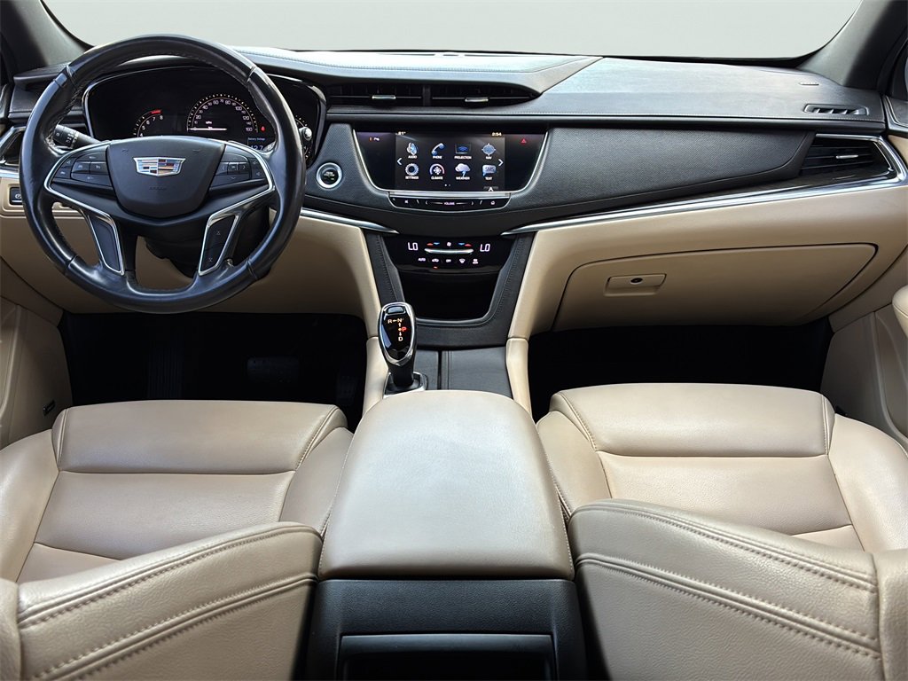 Used 2018 Cadillac XT5 FWD image 14