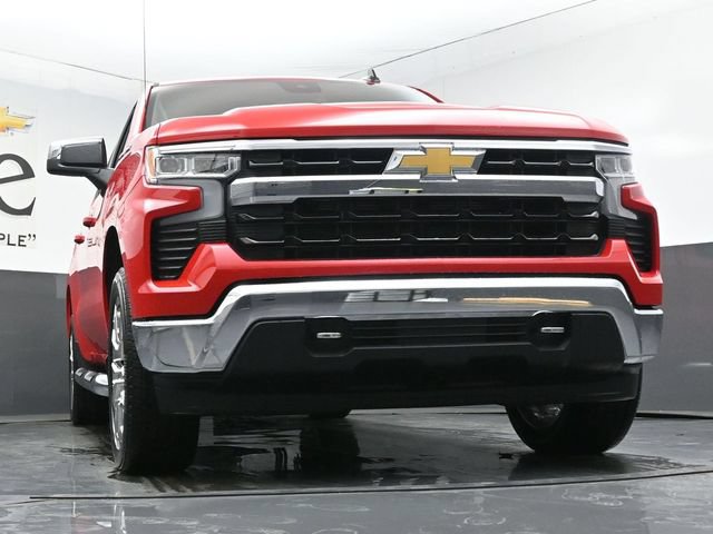 New 2026 Chevrolet Silverado 1500 LT w/ Leather Package AWD/4WD image 3