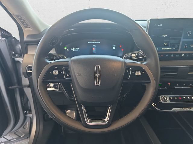 Used 2023 Lincoln Corsair AWD w/ Equipment Group 101A image 18