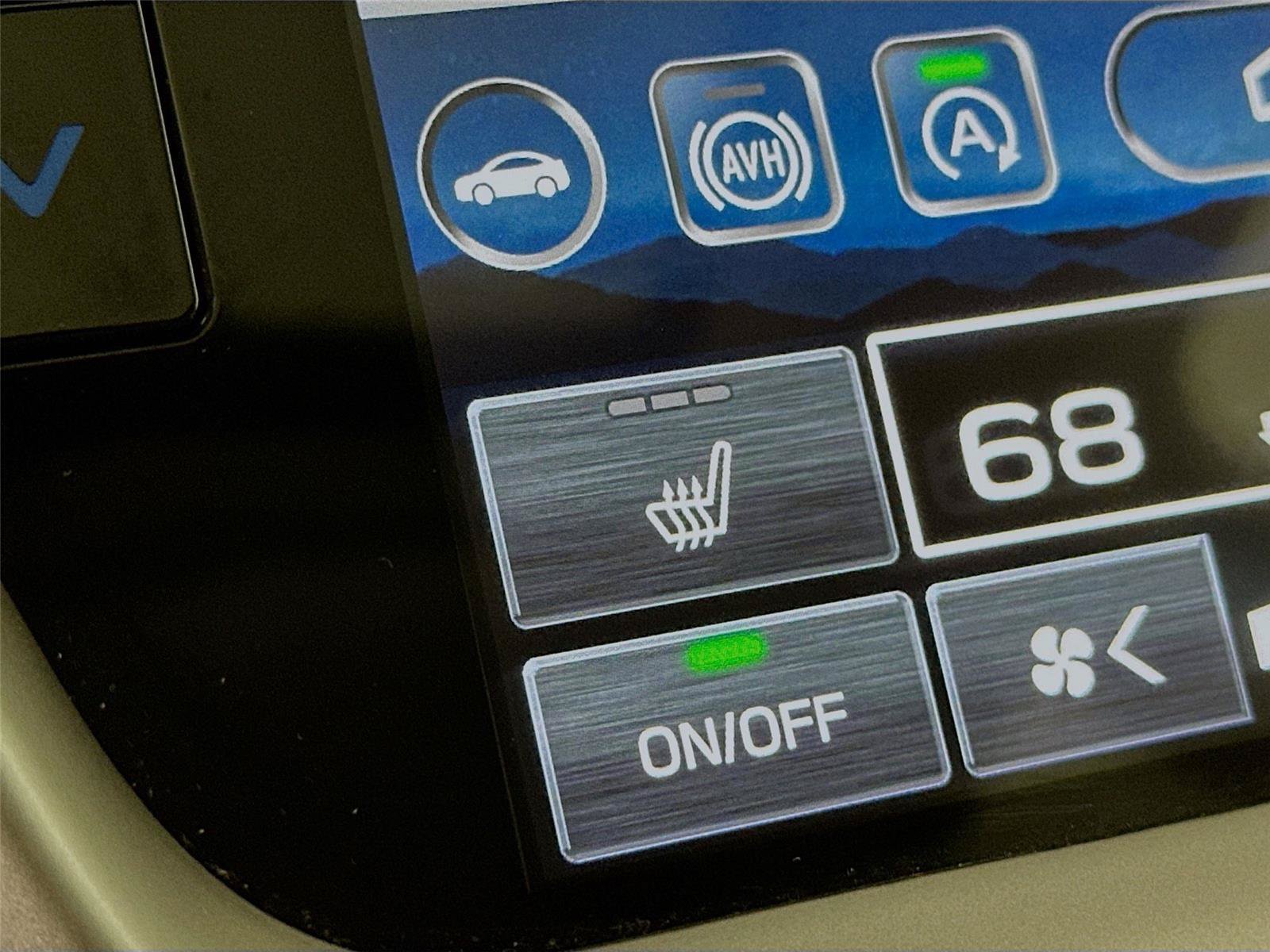 Used 2025 Subaru Outback Onyx Edition AWD/4WD image 16
