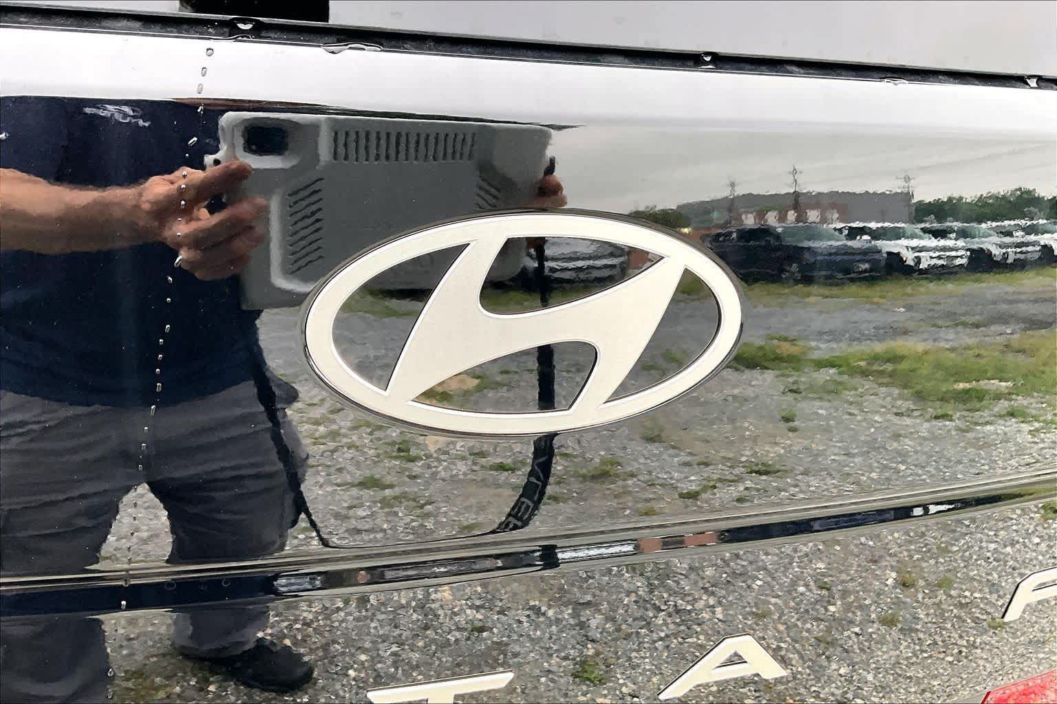 New 2026 Hyundai Santa Fe SEL FWD image 8