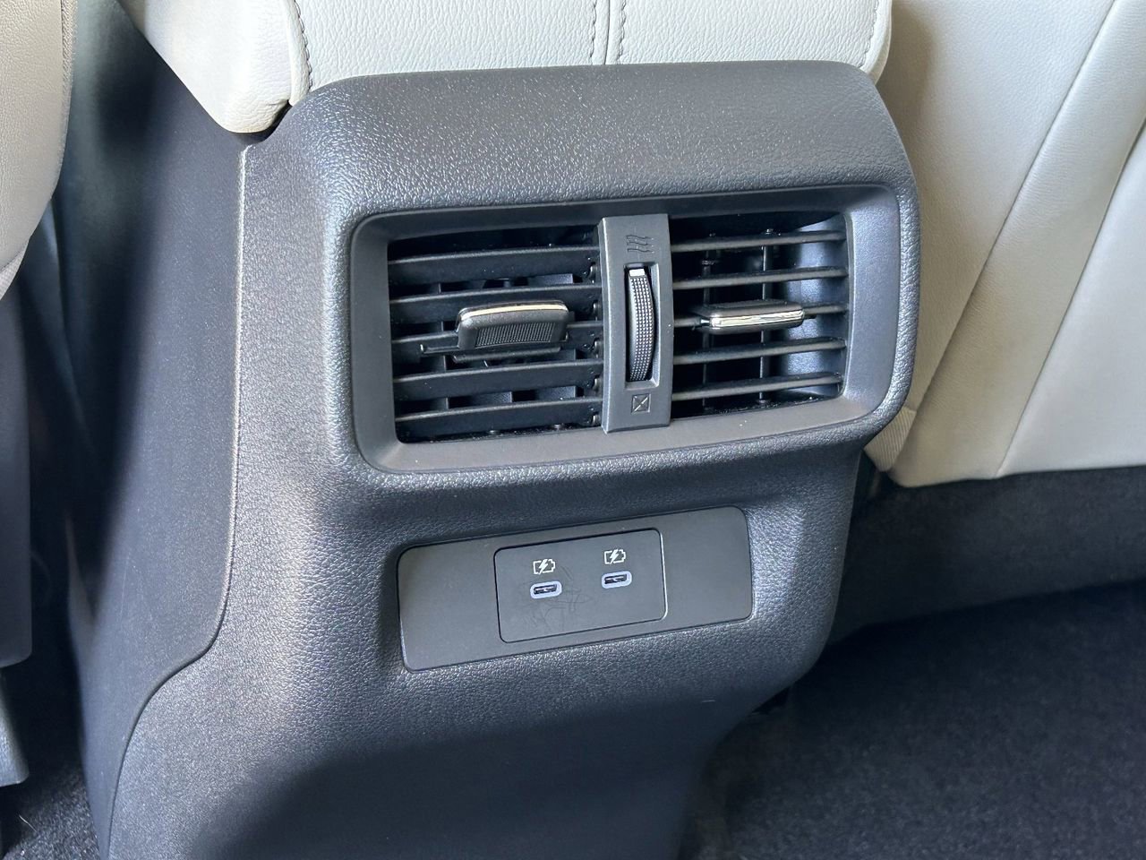 Certified 2025 Nissan Murano SV w/ Cargo Package image 16